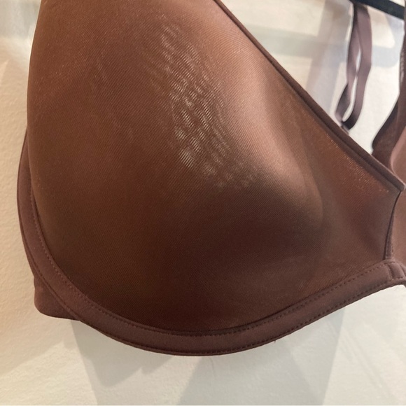 SKIMS  Sz 36DDDD Underwire Adjustable Straps Non Padded Side Support Bra - Picture 9 of 11